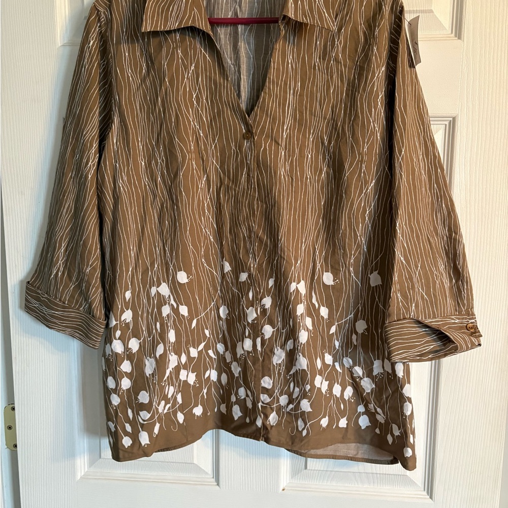 Coldwater Creek Boxy Brown and White‎ Blouse with 3/4 Sleeves